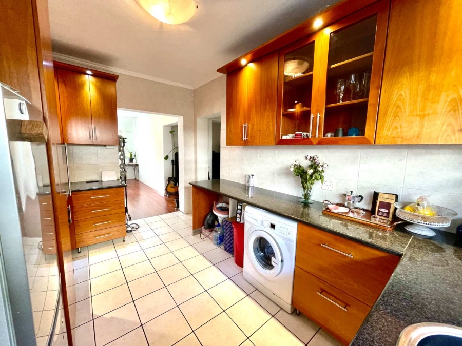 1 Bedroom Property for Sale in Oranjezicht Western Cape